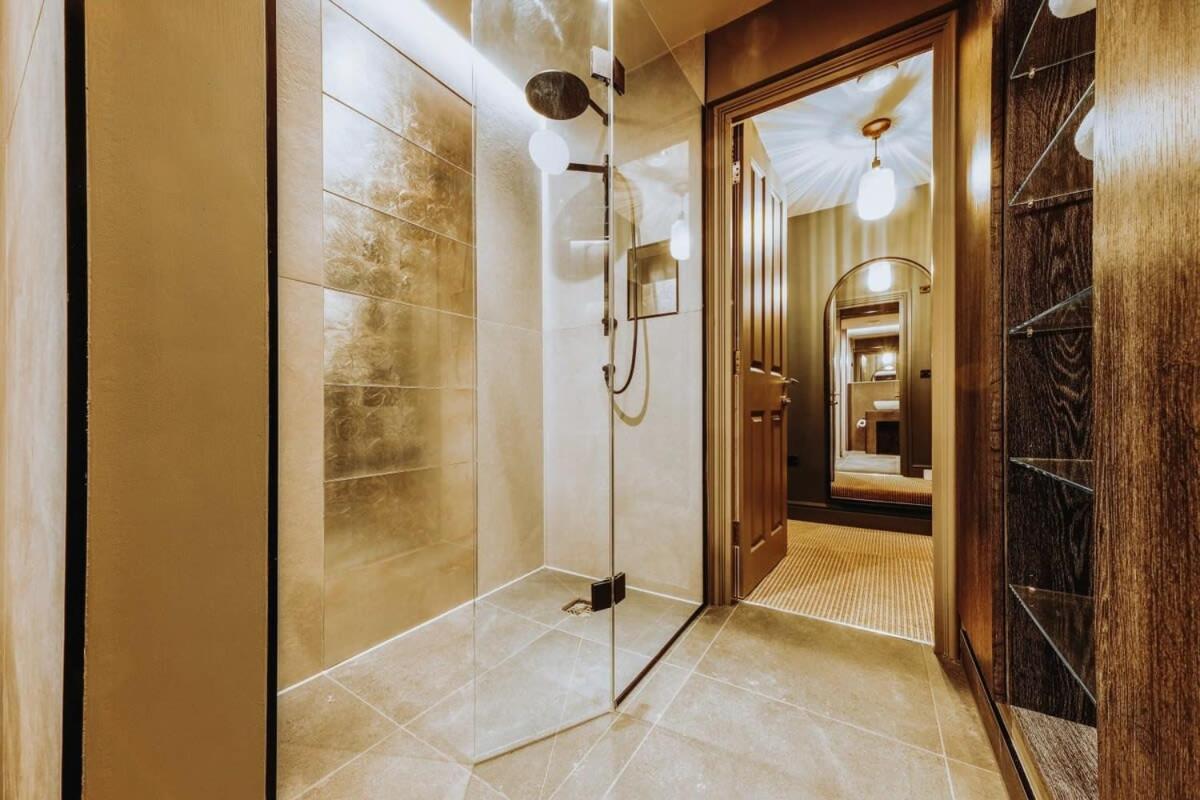 Clifton 32 - Garden Flat With Hot Tub - Hopewell Apartman Bristol Kültér fotó