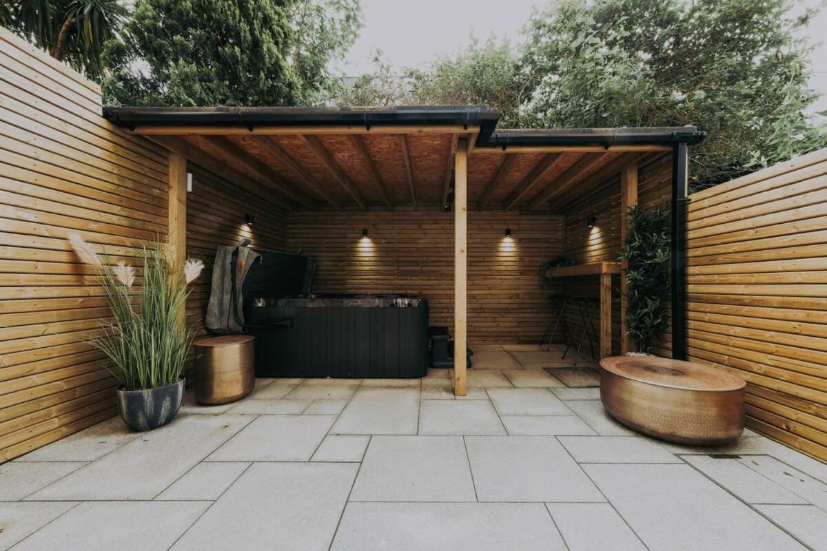 Clifton 32 - Garden Flat With Hot Tub - Hopewell Apartman Bristol Kültér fotó